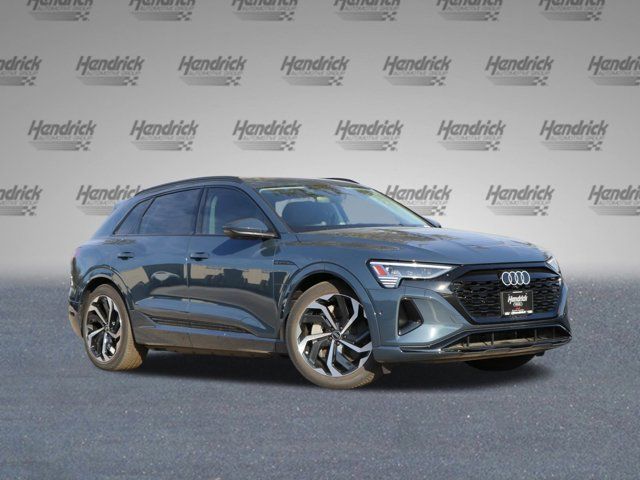 2024 Audi Q8 e-tron Prestige