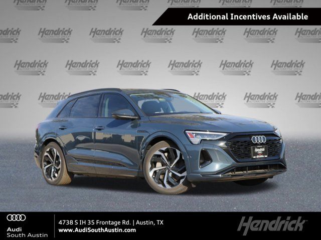 2024 Audi Q8 e-tron Prestige