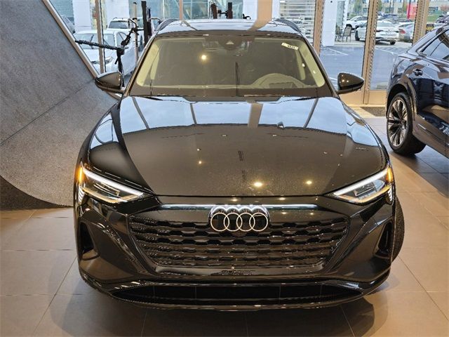 2024 Audi Q8 e-tron Prestige