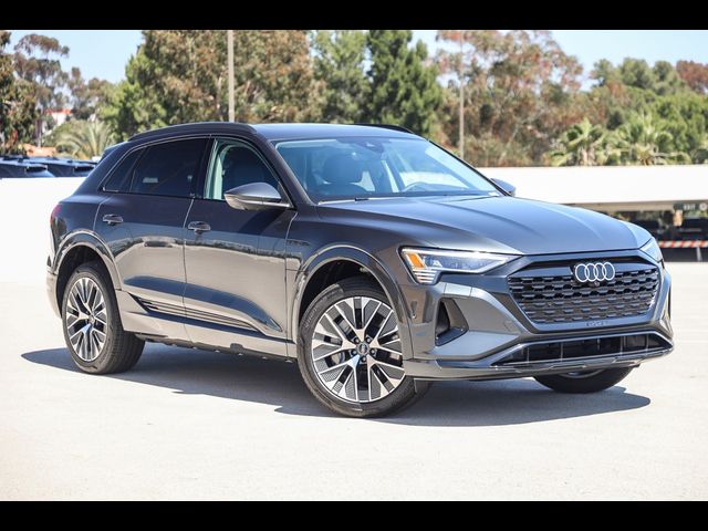 2024 Audi Q8 e-tron Prestige