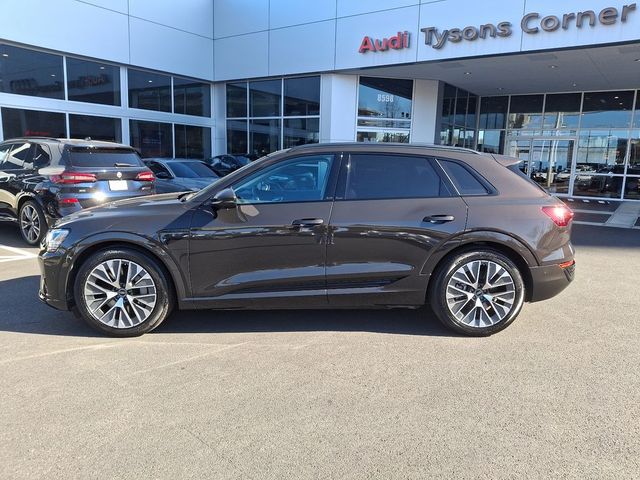 2024 Audi Q8 e-tron Prestige