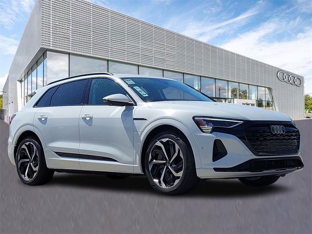 2024 Audi Q8 e-tron Prestige