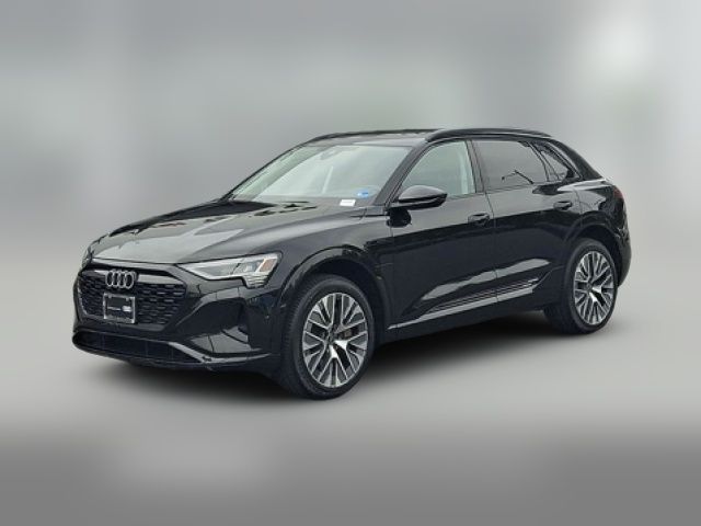 2024 Audi Q8 e-tron Prestige