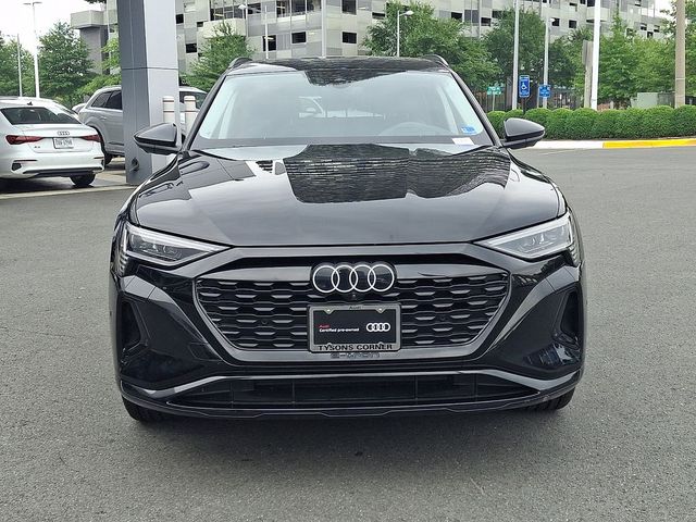 2024 Audi Q8 e-tron Prestige