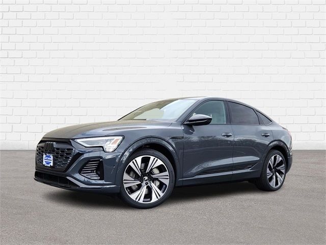 2024 Audi Q8 e-tron Sportback S line Prestige