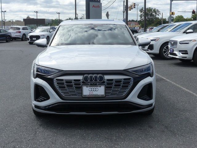 2024 Audi Q8 e-tron Sportback S line Prestige