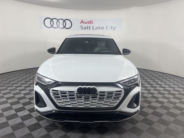 2024 Audi Q8 e-tron Sportback S line Prestige