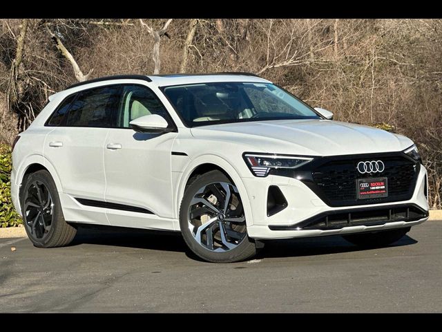 2024 Audi Q8 e-tron Prestige