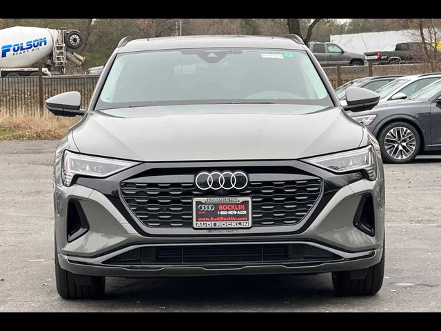 2024 Audi Q8 e-tron Prestige