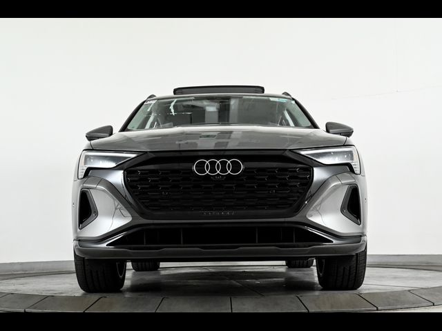 2024 Audi Q8 e-tron Prestige