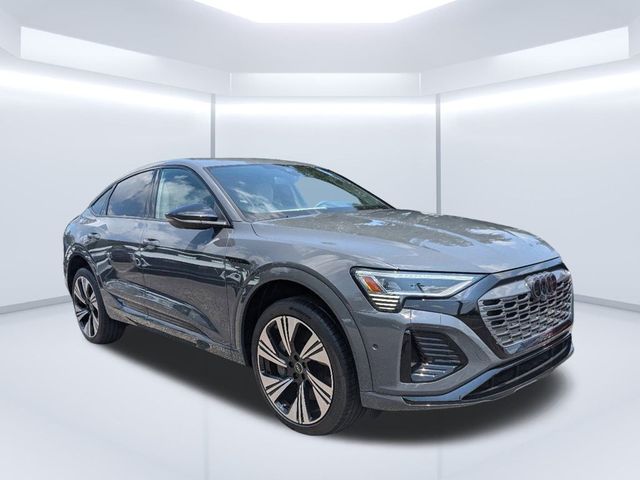 2024 Audi Q8 e-tron Sportback S line Prestige