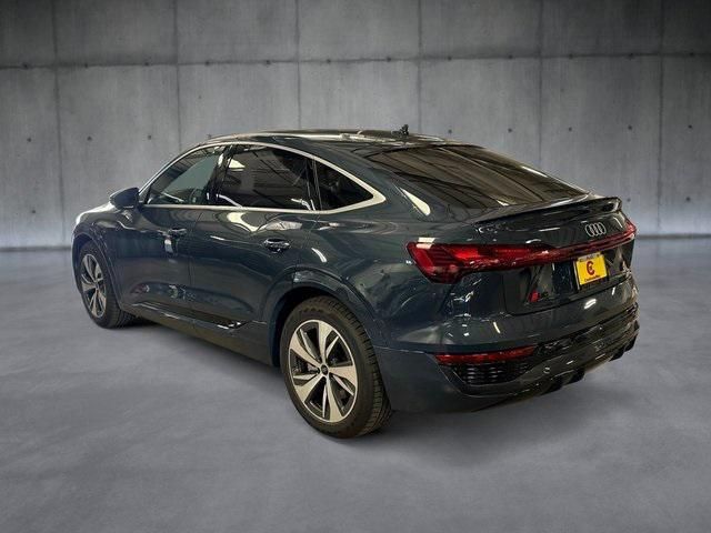 2024 Audi Q8 e-tron Sportback S line Prestige