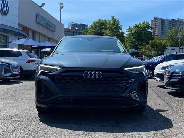 2024 Audi Q8 e-tron Premium Plus