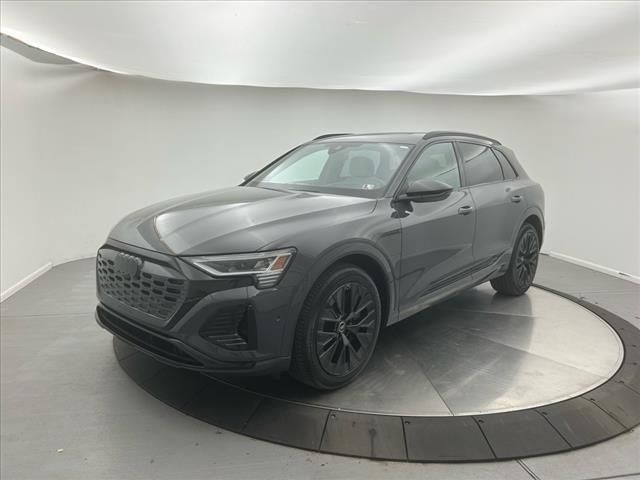 2024 Audi Q8 e-tron Prestige