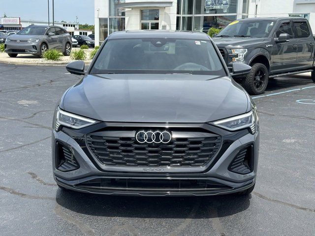 2024 Audi Q8 e-tron Sportback S line Prestige