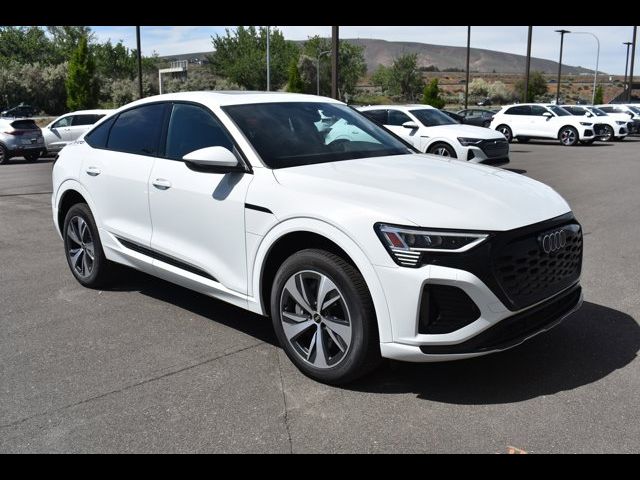 2024 Audi Q8 e-tron Sportback S line Premium