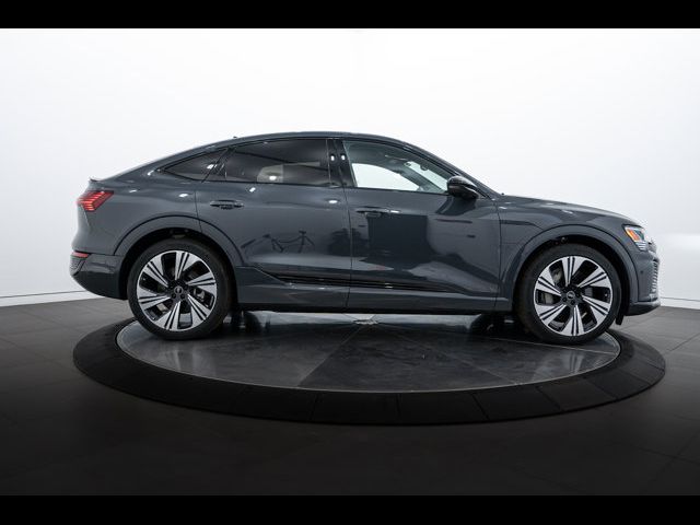 2024 Audi Q8 e-tron Sportback S line Prestige