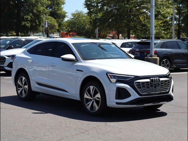 2024 Audi Q8 e-tron Sportback S line Prestige