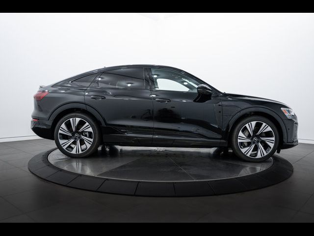 2024 Audi Q8 e-tron Sportback S line Prestige