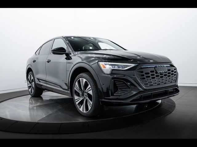 2024 Audi Q8 e-tron Sportback S line Prestige