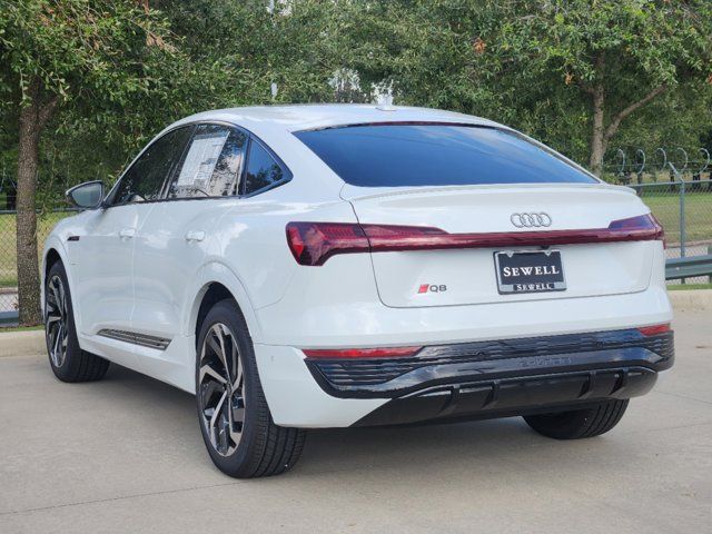 2024 Audi Q8 e-tron Sportback S line Prestige