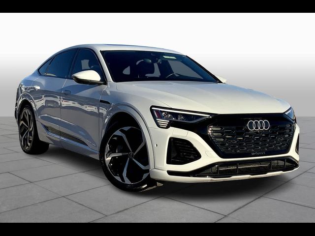 2024 Audi Q8 e-tron Sportback S line Prestige