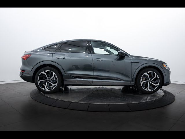 2024 Audi Q8 e-tron Sportback S line Prestige