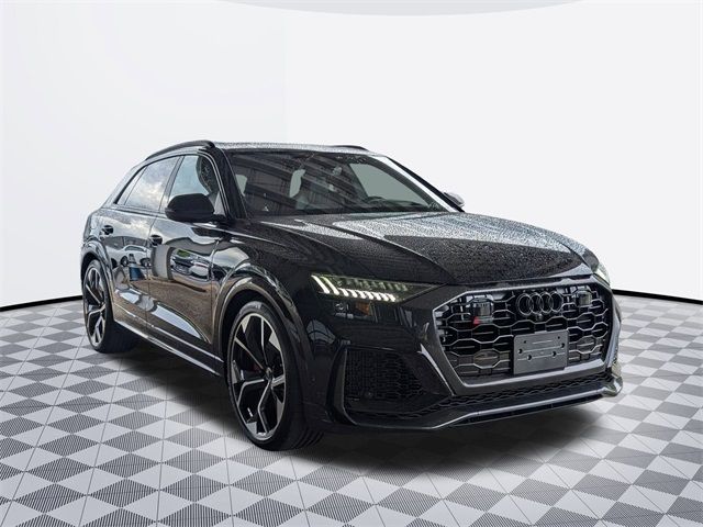 2024 Audi RS Q8 Base