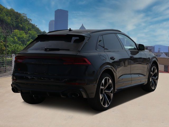 2024 Audi RS Q8 Base