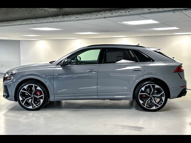 2024 Audi RS Q8 Base