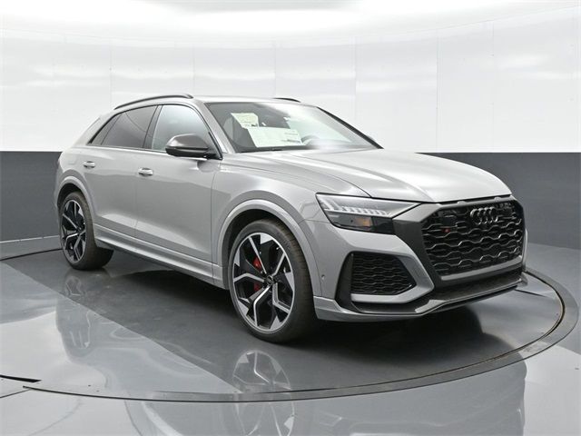 2024 Audi RS Q8 Base