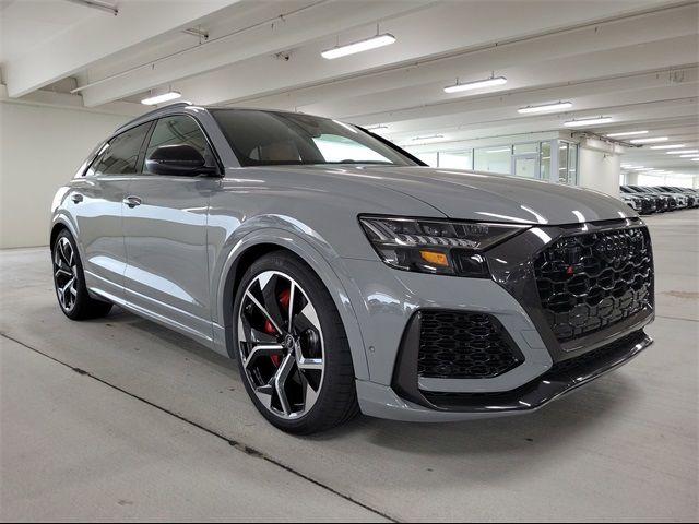 2024 Audi RS Q8 Base