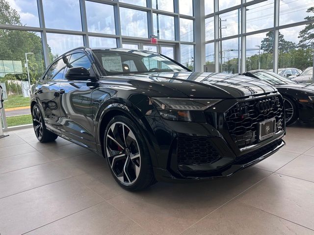 2024 Audi RS Q8 Base