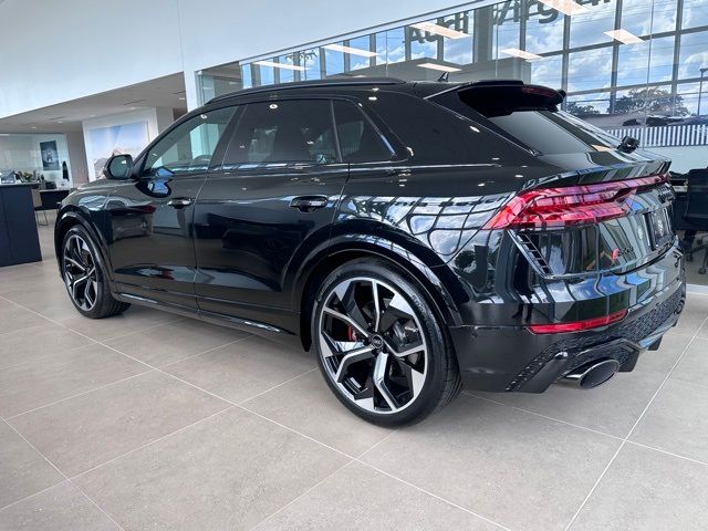 2024 Audi RS Q8 Base