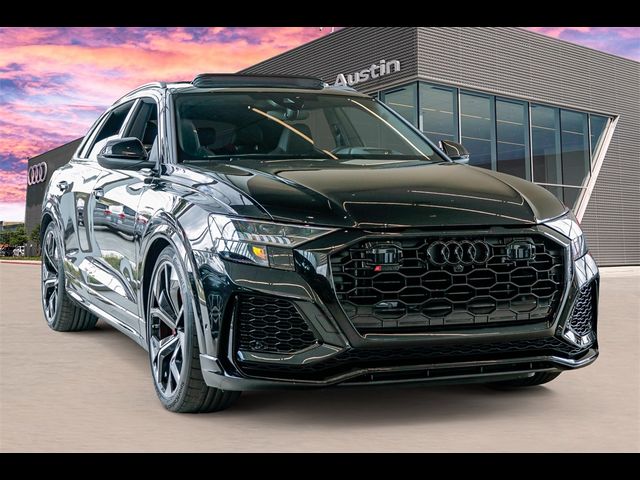 2024 Audi RS Q8 Base