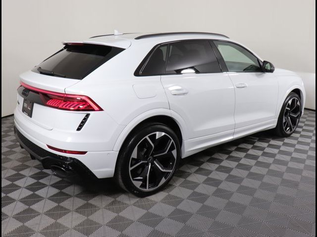 2024 Audi RS Q8 Base