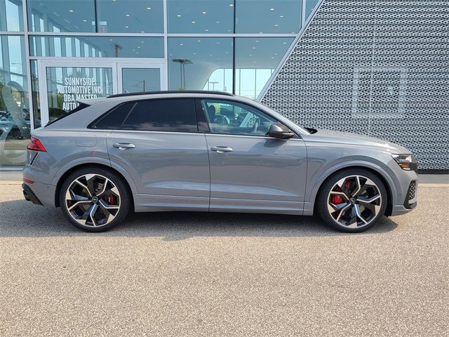 2024 Audi RS Q8 Base