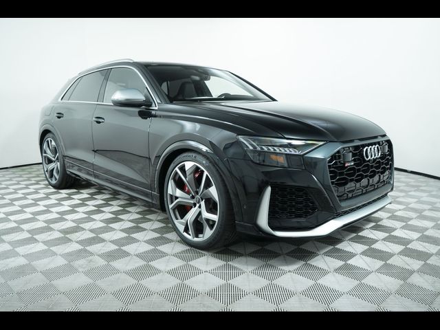 2024 Audi RS Q8 Base