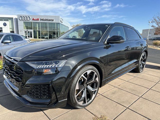 2024 Audi RS Q8 Base