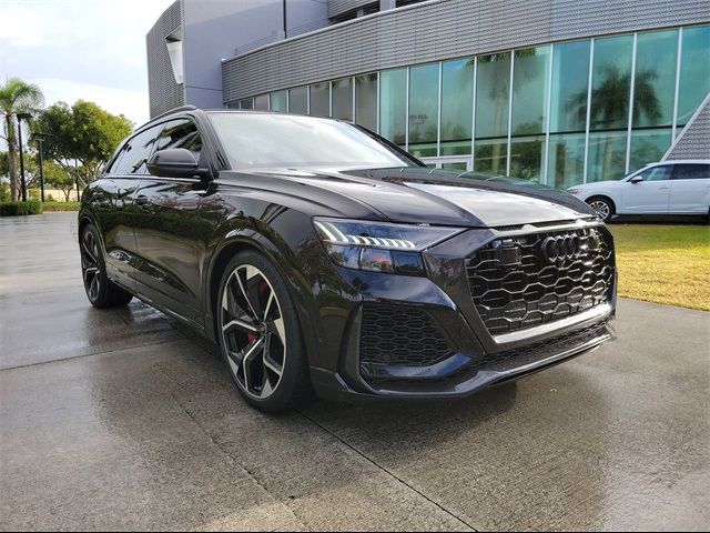 2024 Audi RS Q8 Base