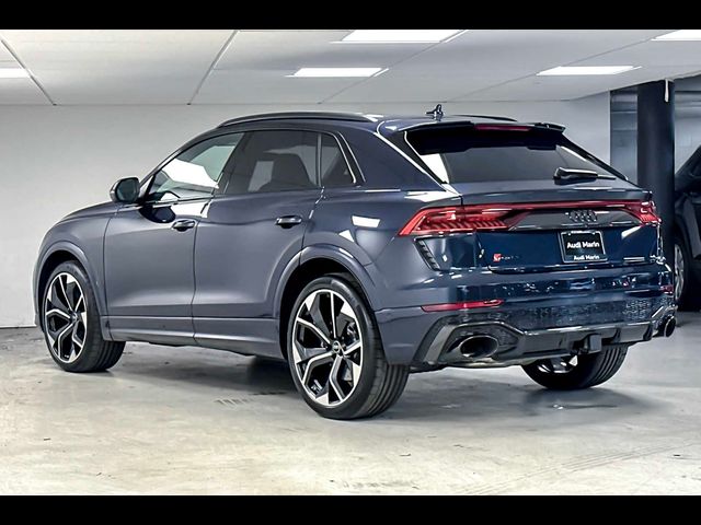 2024 Audi RS Q8 Base