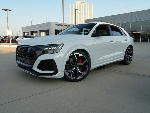 2024 Audi RS Q8 Base