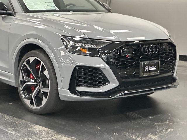 2024 Audi RS Q8 Base