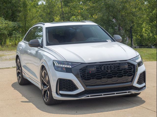 2024 Audi RS Q8 Base