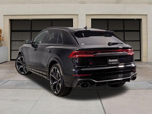 2024 Audi RS Q8 Base