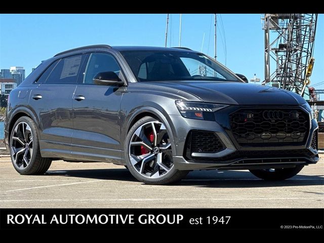 2024 Audi RS Q8 Base