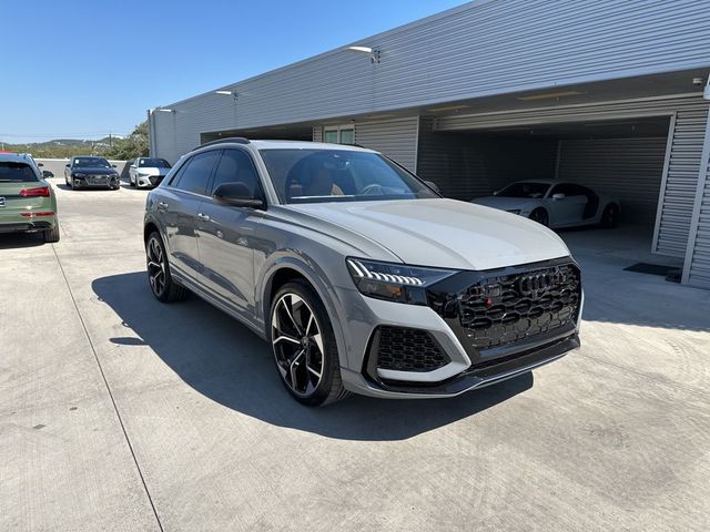 2024 Audi RS Q8 Base