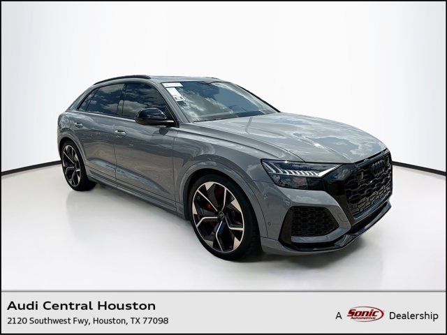 2024 Audi RS Q8 Base