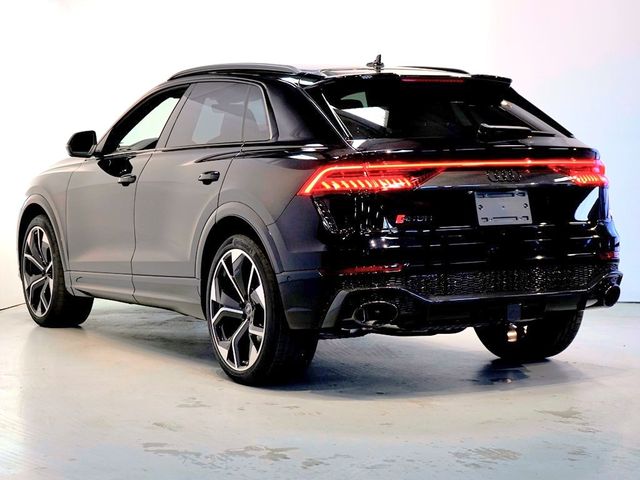 2024 Audi RS Q8 Base