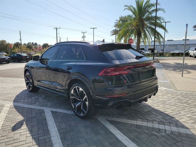 2024 Audi RS Q8 Base